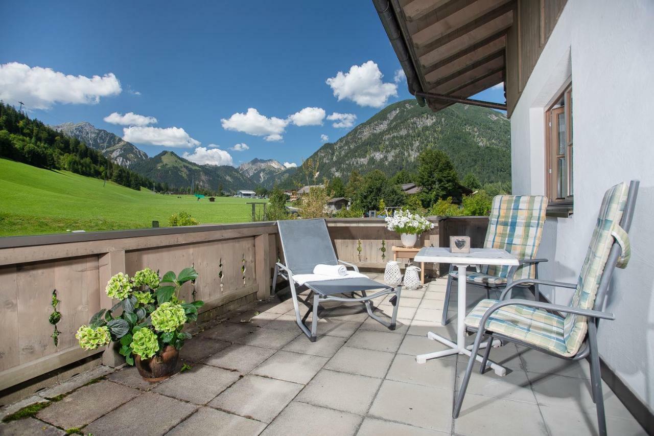 Fewo an der Seepromenade Pertisau Buitenkant foto