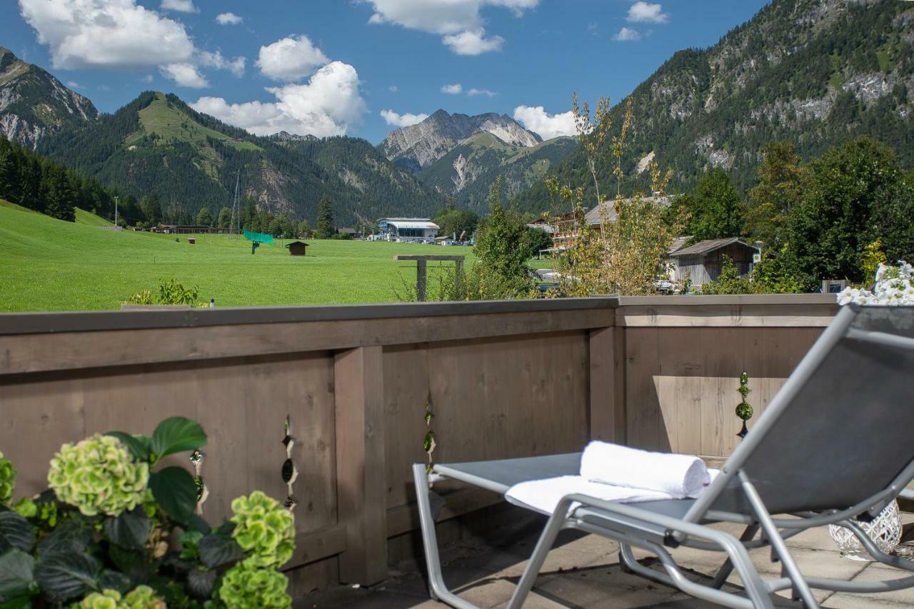 Fewo an der Seepromenade Pertisau Buitenkant foto